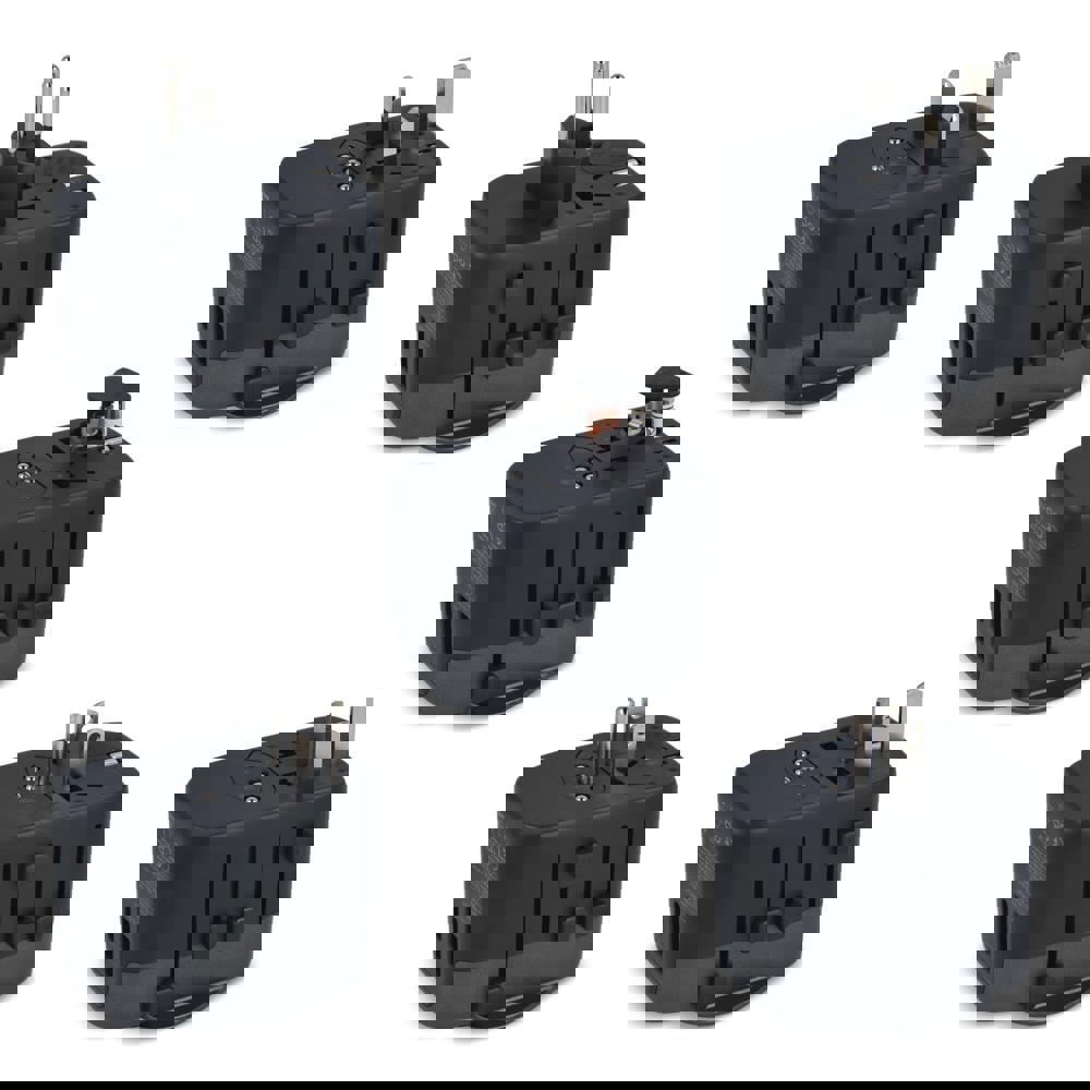  PowerPro Reiseadapter aus recyceltem Kunststoff