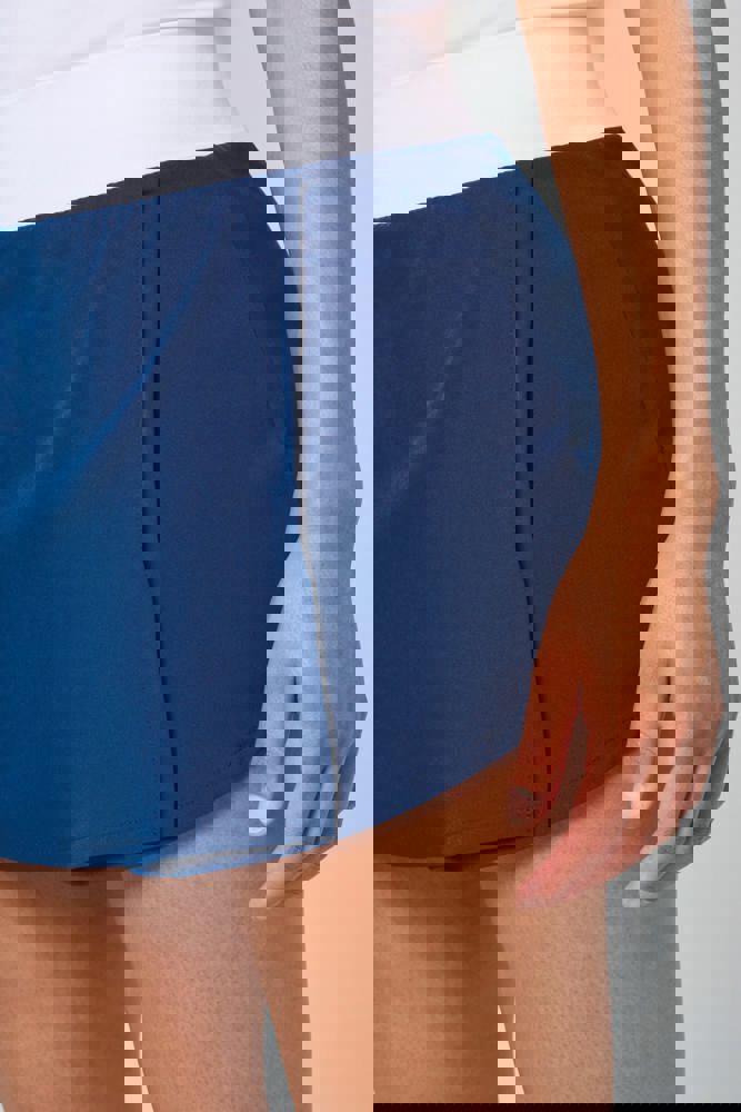 PA1031 - Rock mit integrierten Shorts