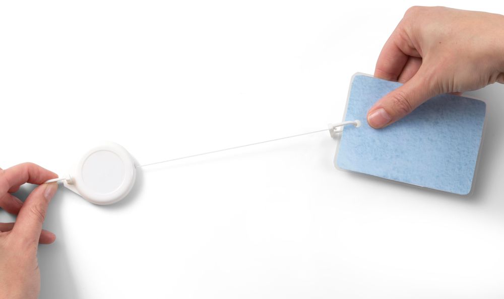 Ausweishalter aus Kunststoff Julius