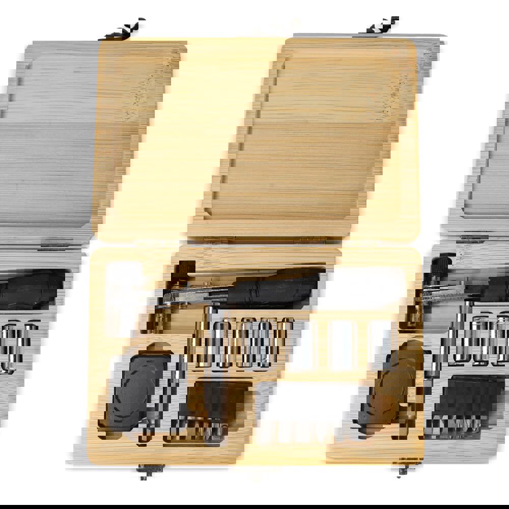 13-teiliges Werkzeugset in Bambusbox